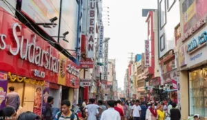 Chickpet Street Bengaluru: Address, Location, Shopping, Food, Famous For & Things to Do (2026)